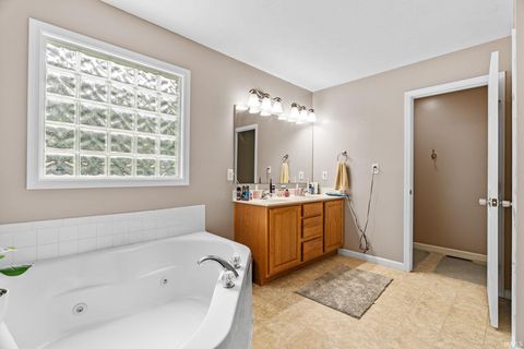 Tiny photo for 1650 N Royal Oaks Drive, Monticello, IN 47960 (MLS # 202538844)