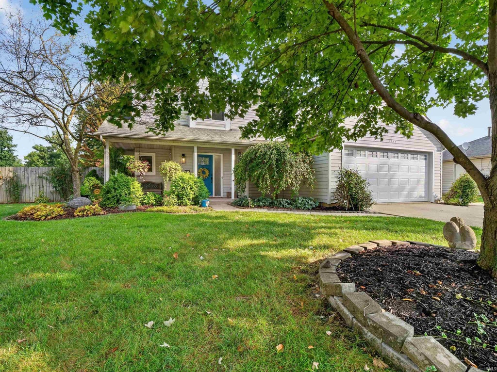 Photo of 7411 Woodsmill Court, Fort Wayne, IN 46835 (MLS # 202640736)