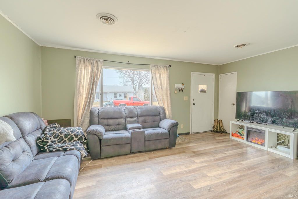 Photo of 505 Shafer Drive, Monticello, IN 47960 (MLS # 202605908)