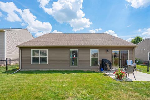 Tiny photo for 908 Zartman Road, Kokomo, IN 46902 (MLS # 202544219)
