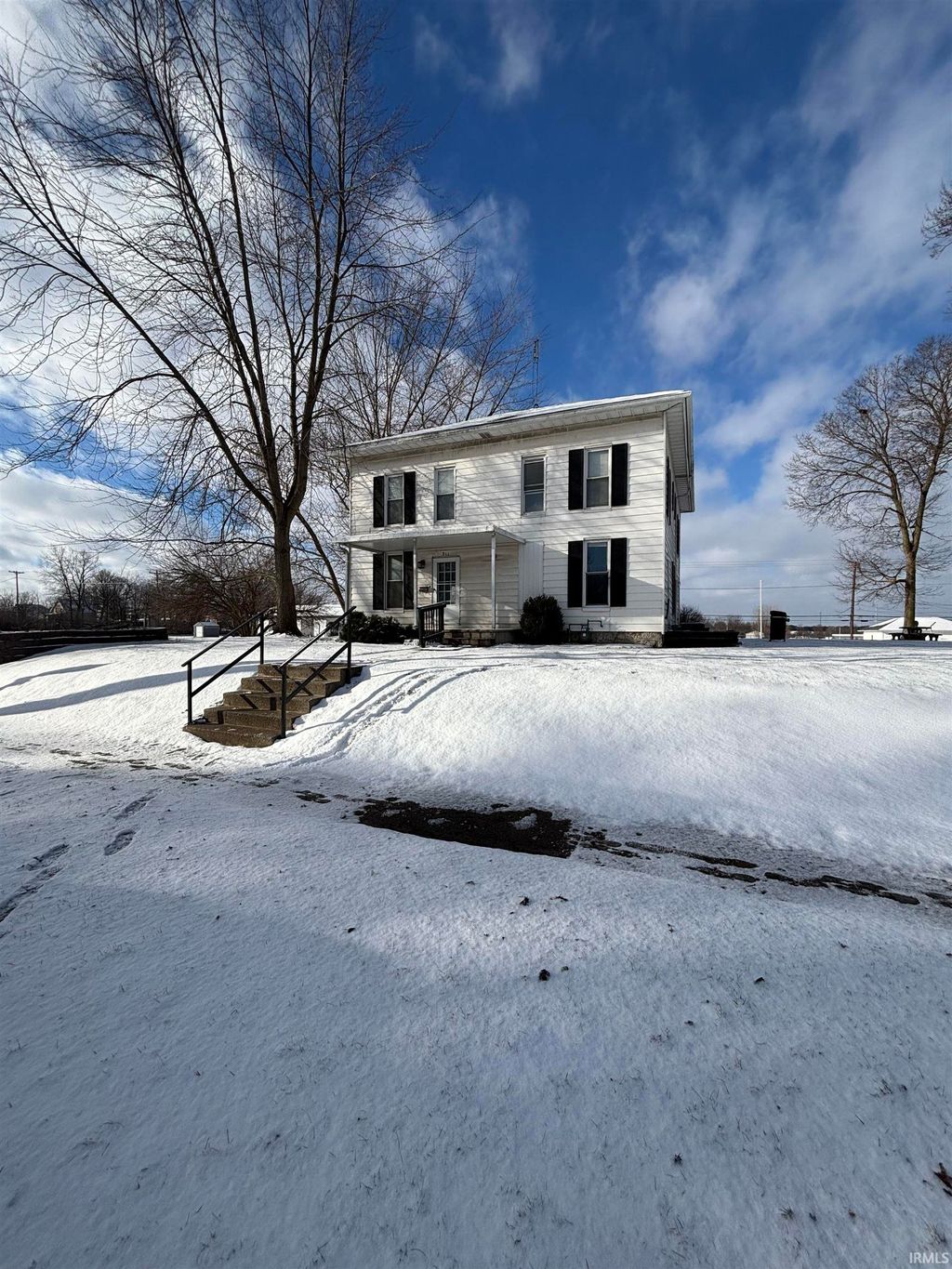 Photo of 311 N Main Street, Kendallville, IN 46755 (MLS # 202601834)