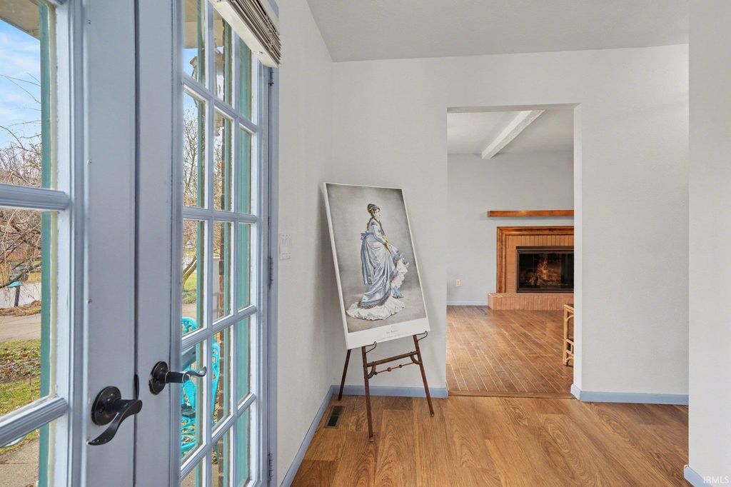 Photo of 18289 Coventry Ct Ct, South Bend, IN 46637 (MLS # 202606975)