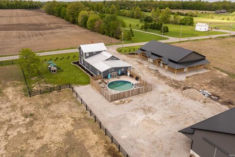 Tiny photo for 5392 County Road 60, Saint Joe, IN 46785 (MLS # 202618370)