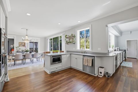 Tiny photo for 721 W Spencer Avenue, Marion, IN 46952 (MLS # 202618475)
