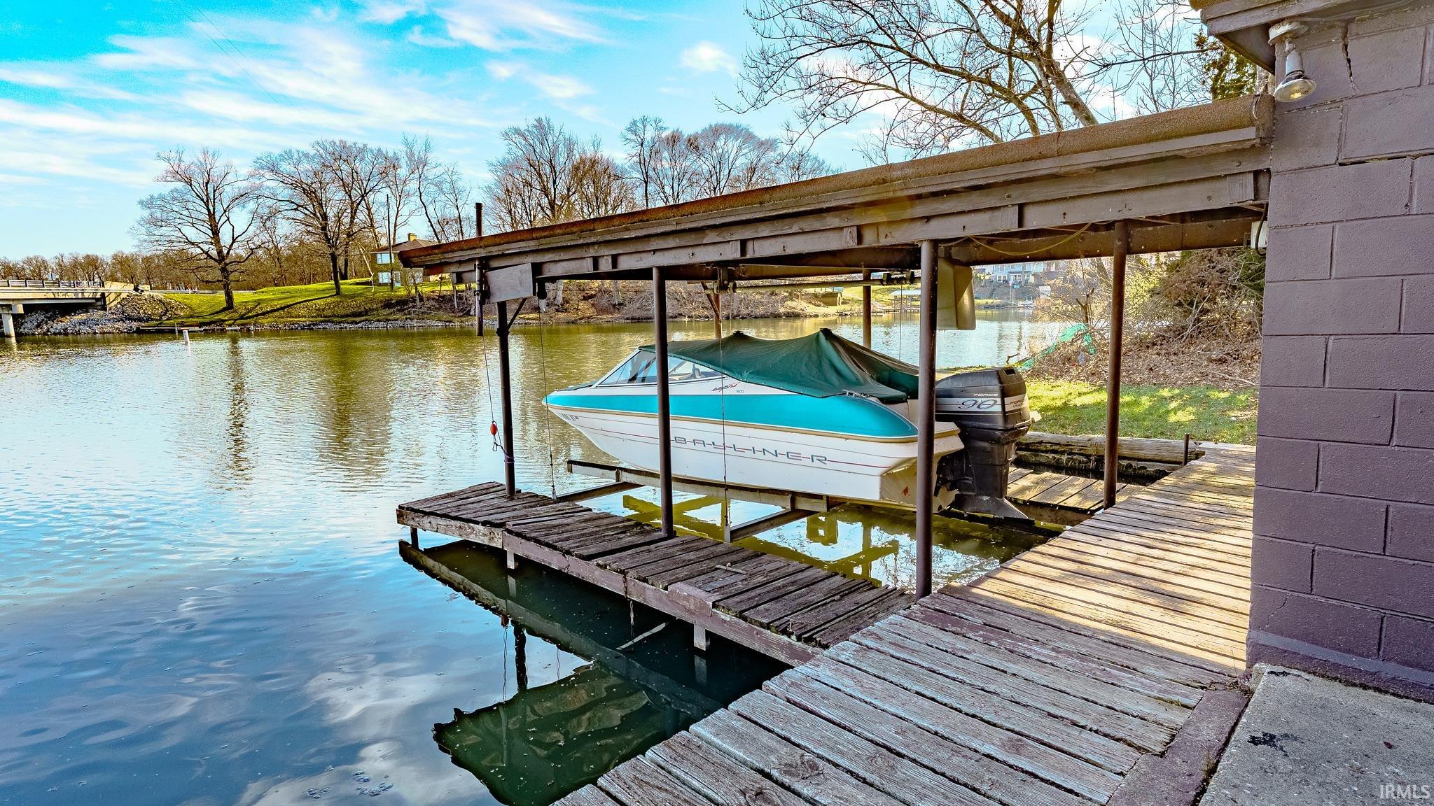 3962 E Lake Road 26 W