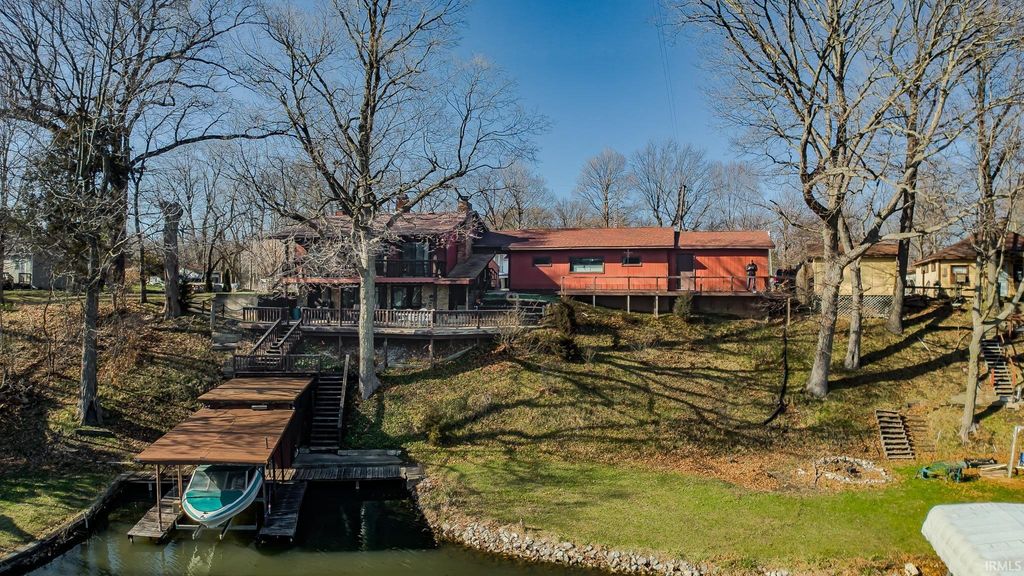 Photo of 3962 E Lake Road 26 W, Monticello, IN 47960 (MLS # 202610668)