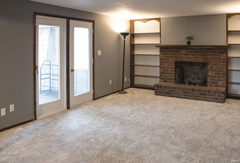 Photo of 2712 Rolling Meadows Lane, New Haven, IN 46774 (MLS # 202543940)