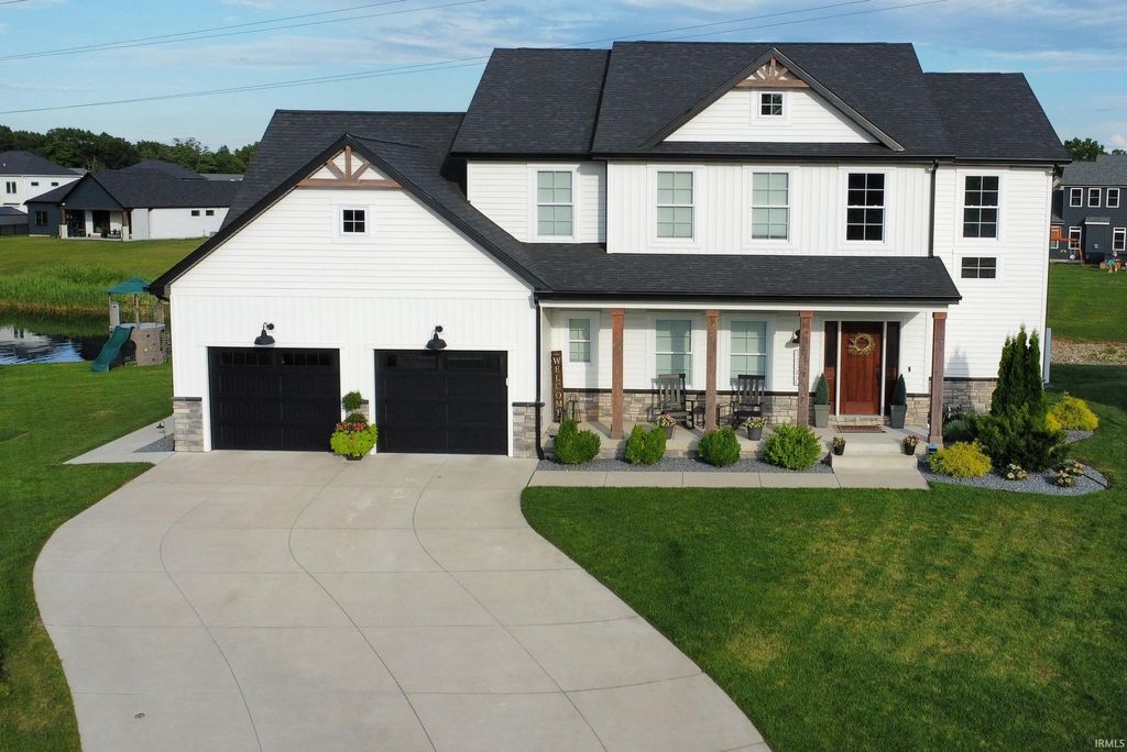 Photo of 11350 Denver Ridge Court, Osceola, IN 46561 (MLS # 202617441)