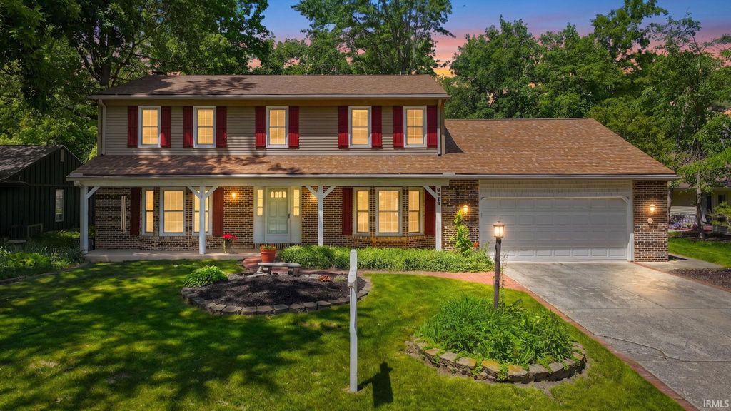 Photo of 8219 Quincy Court, Fort Wayne, IN 46835 (MLS # 202620801)