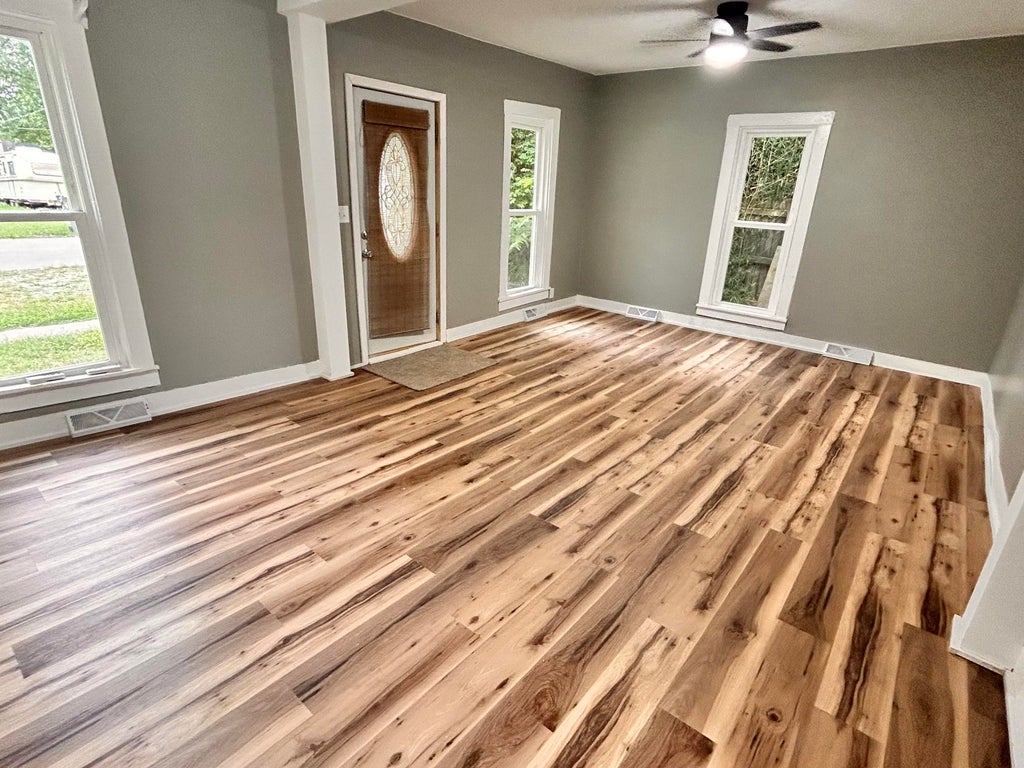 Photo of 307 E Broad Street, South Whitley, IN 46787 (MLS # 202639324)
