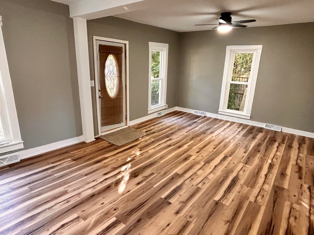 Photo of 307 E Broad Street, South Whitley, IN 46787 (MLS # 202639324)