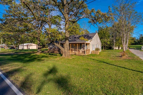 Tiny photo for 356 E 150 South, Princeton, IN 47670 (MLS # 202643617)
