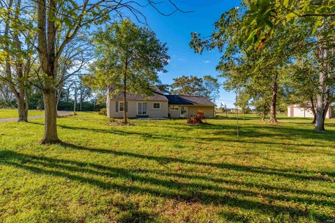 Tiny photo for 356 E 150 South, Princeton, IN 47670 (MLS # 202643617)