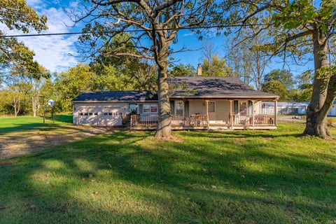 Tiny photo for 356 E 150 South, Princeton, IN 47670 (MLS # 202643617)