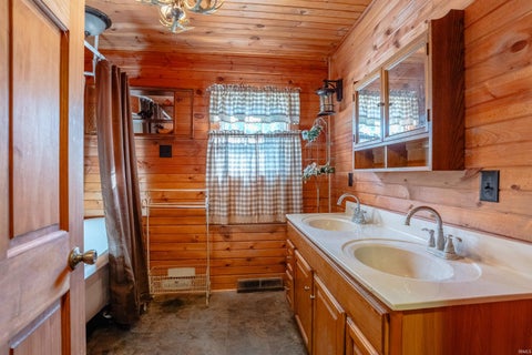Tiny photo for 356 E 150 South, Princeton, IN 47670 (MLS # 202643617)