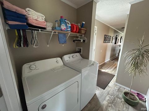 Tiny photo for 10105 E 150N Road, Grovertown, IN 46531 (MLS # 202618583)