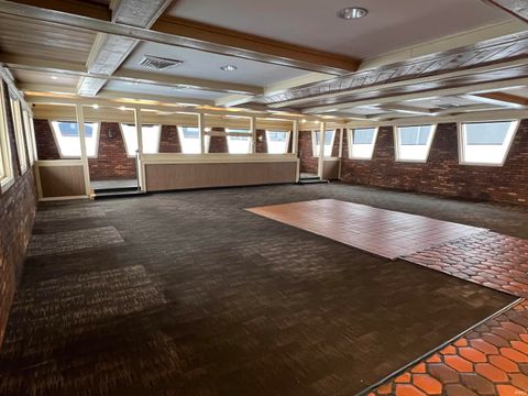 Tiny photo for 408 E Center Road, Kokomo, IN 46902 (MLS # 202501259)