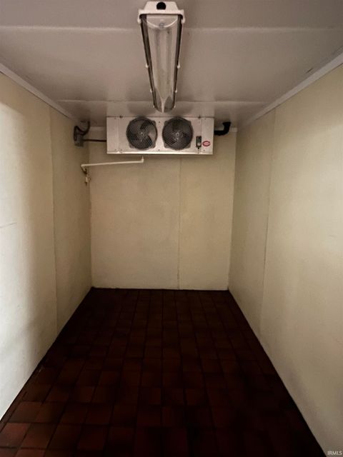 Tiny photo for 408 E Center Road, Kokomo, IN 46902 (MLS # 202501259)