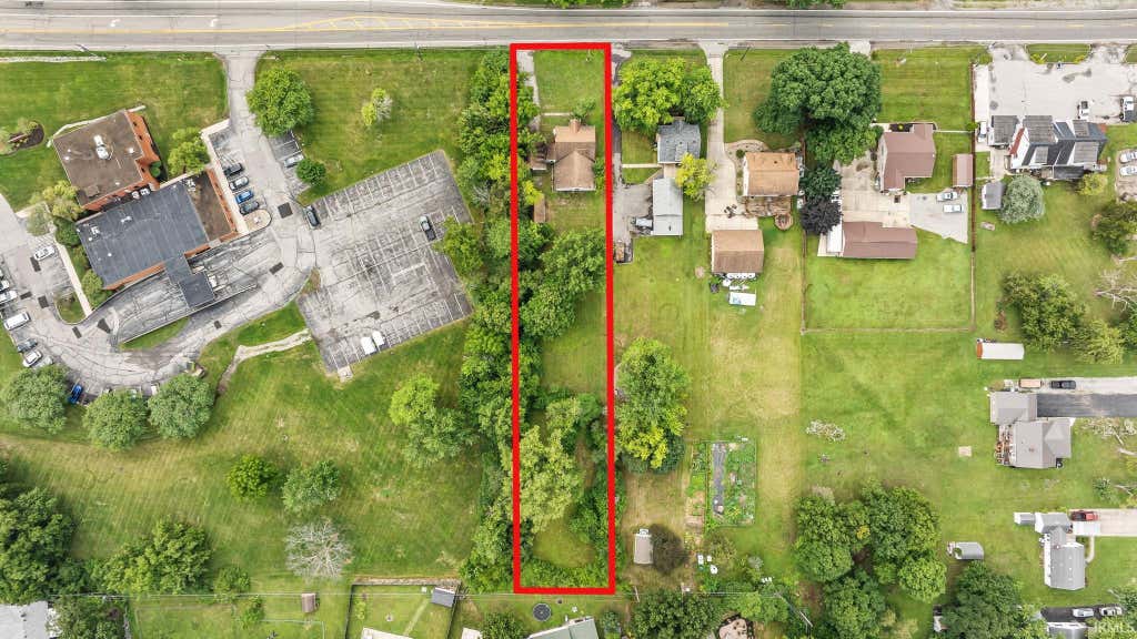Photo of 3224 Bass Road, Fort Wayne, IN 46808 (MLS # 202632608)