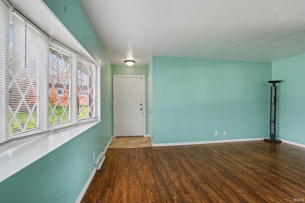Photo of 3627 Brentwood Drive, South Bend, IN 46628 (MLS # 202616099)