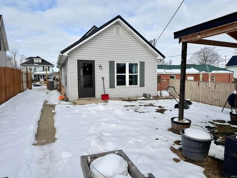 Tiny photo for 334 Burlington Avenue, Logansport, IN 46947 (MLS # 202548432)