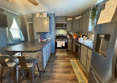 Tiny photo for 334 Burlington Avenue, Logansport, IN 46947 (MLS # 202548432)