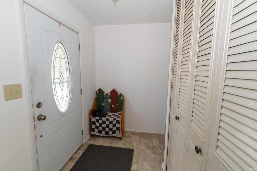 Photo of 1507 Kensington Place, Mishawaka, IN 46544 (MLS # 202544405)