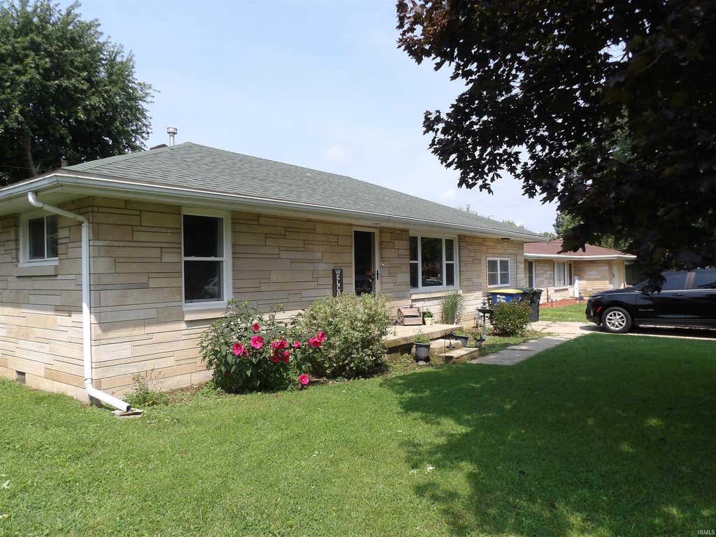 Photo of 4005 N Ball Avenue, Muncie, IN 47304 (MLS # 202633170)