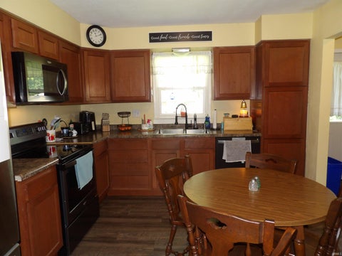 Tiny photo for 4005 N Ball Avenue, Muncie, IN 47304 (MLS # 202633170)