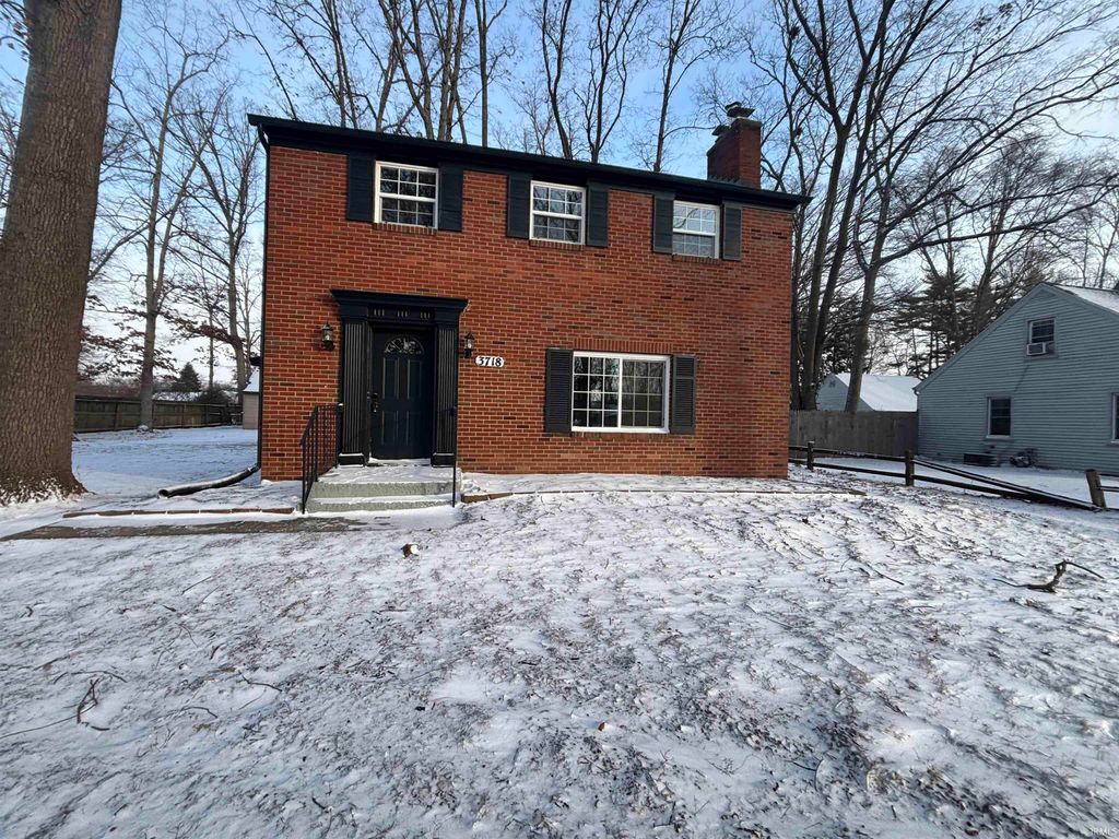 Photo of 3718 Spruce Drive, Fort Wayne, IN 46809 (MLS # 202601951)