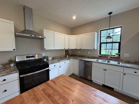 Tiny photo for 301 Tyler Avenue, Peru, IN 46970 (MLS # 202617021)
