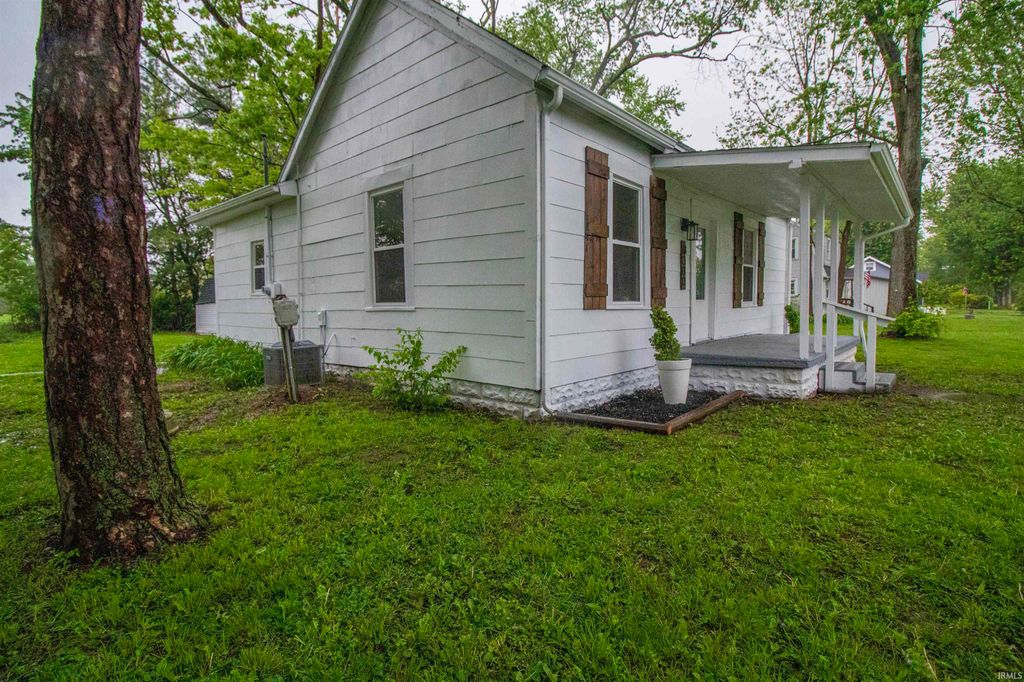 Photo of 8111 E Desoto Street, Muncie, IN 47303 (MLS # 202616770)