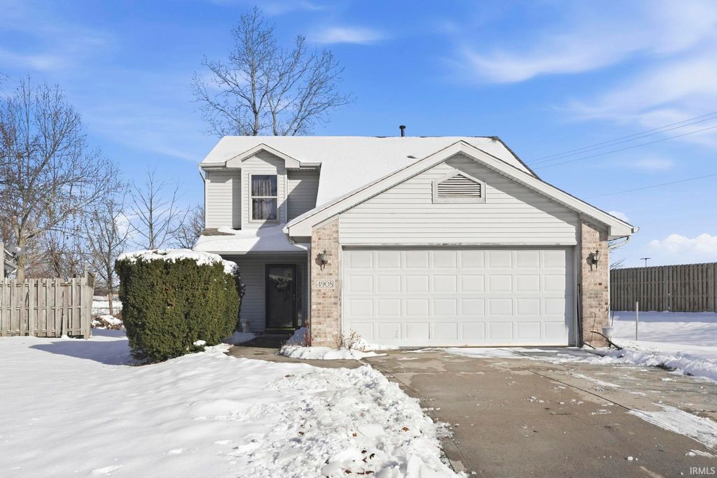 Photo of 4908 Reckeweg Place, Fort Wayne, IN 46804 (MLS # 202548290)