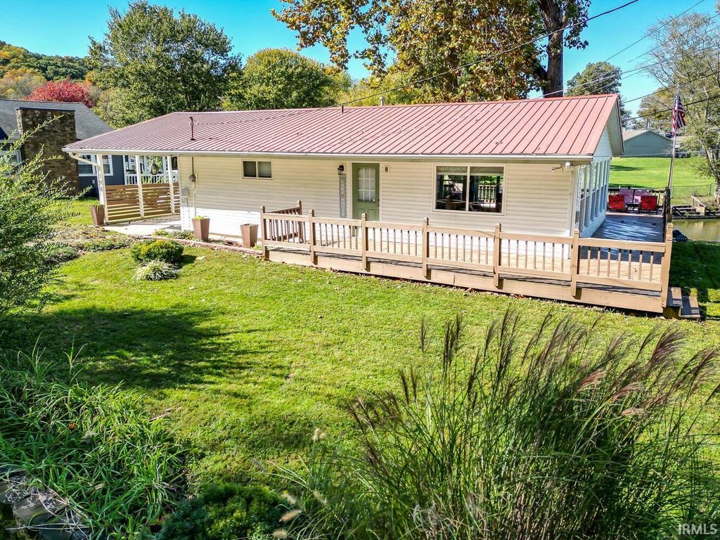 Photo of 6398 S Shore Drive, Unionville, IN 47468 (MLS # 202607509)