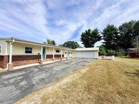 Tiny photo for 1125 O'Connor Boulevard, Monticello, IN 47960 (MLS # 202638089)