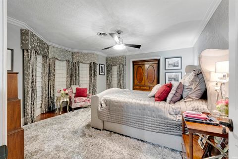 Tiny photo for 1025 Garden Street, Fort Wayne, IN 46802 (MLS # 202606172)