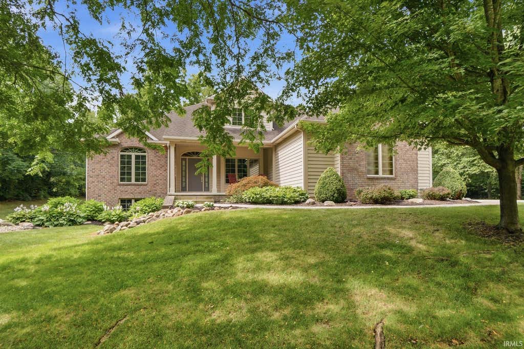 Photo of 7510 Cinereal Court, Roanoke, IN 46783 (MLS # 202629552)