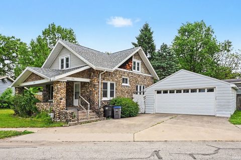 Photo of 654 James Street, Elkhart, IN 46516 (MLS # 202617489)