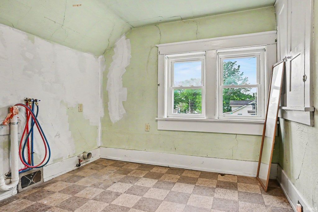 Photo of 654 James Street, Elkhart, IN 46516 (MLS # 202617489)