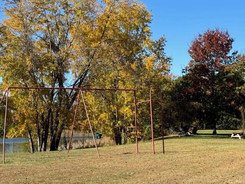 Tiny photo for 18 W 100 N, Rochester, IN 46975 (MLS # 202441650)