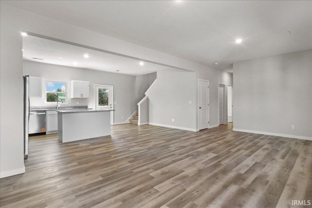 Photo of 5670 Hillside Trail, Newburgh, IN 47630 (MLS # 202610102)