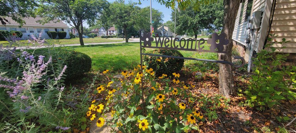 Photo of 3030 S Michigan Street, South Bend, IN 46614 (MLS # 202610860)