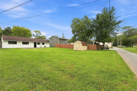 Tiny photo for 1020 S Morgan Street, Bluffton, IN 46714 (MLS # 202635184)