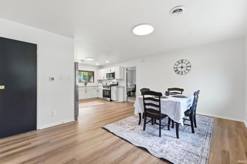 Tiny photo for 1020 S Morgan Street, Bluffton, IN 46714 (MLS # 202635184)