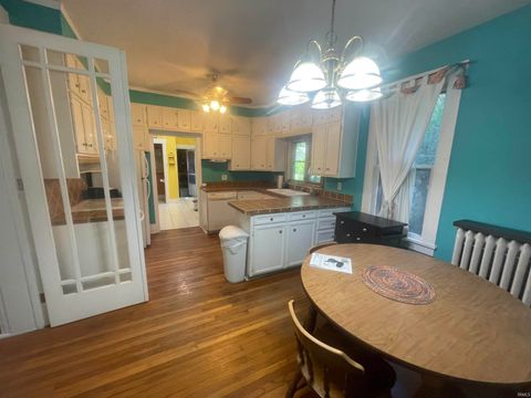 Tiny photo for 423 Front Street, Delphi, IN 46923 (MLS # 202531460)