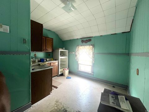 Tiny photo for 103 E Riverside Drive, Peru, IN 46970 (MLS # 202530782)
