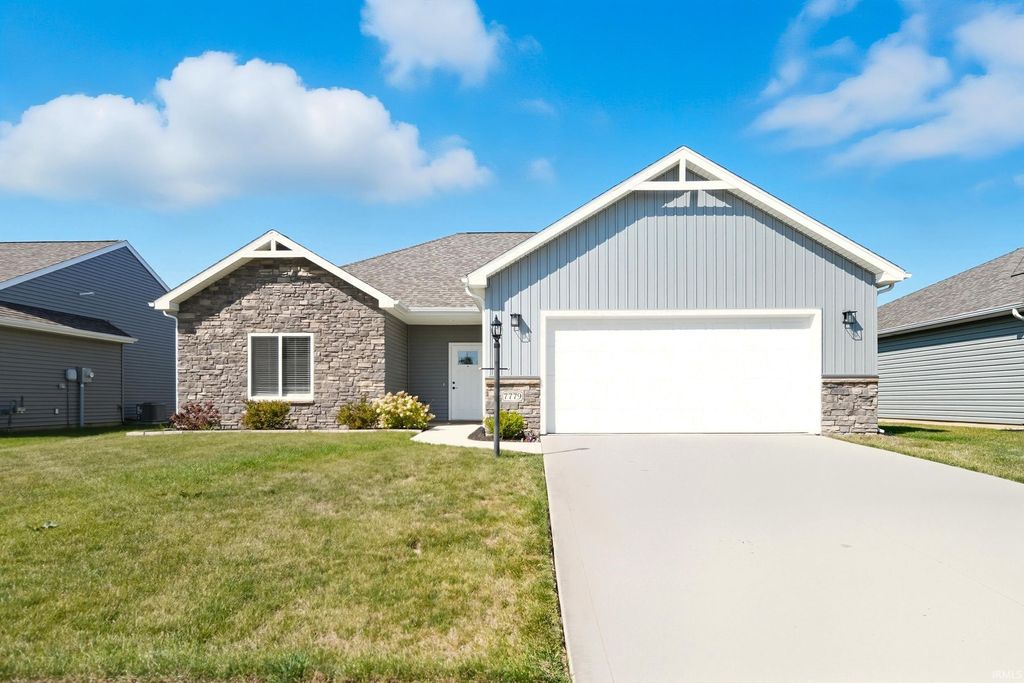 Photo of 7779 Tumnus Trail, Fort Wayne, IN 46835 (MLS # 202546216)