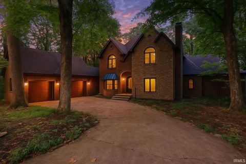 Photo of 3712 E Devonshire Lane, Bloomington, IN 47408 (MLS # 202613384)