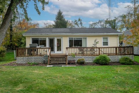 Photo of 9274 W Harper Lake Road, Kimmell, IN 46760 (MLS # 202611213)
