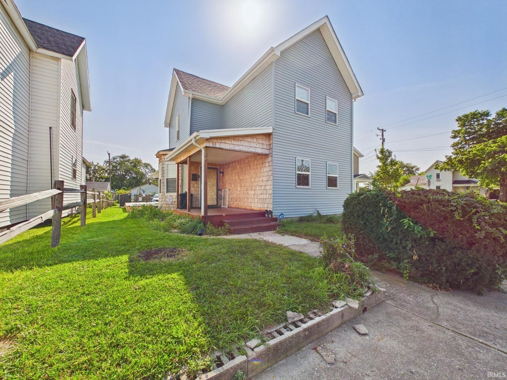 Photo of 2324 S Walnut Street, Muncie, IN 47302 (MLS # 202636266)